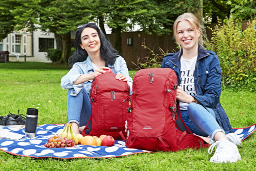 Obrázek: halfar-peoplebild-outdoor-rucksack-picknick-684x350px-upraveno